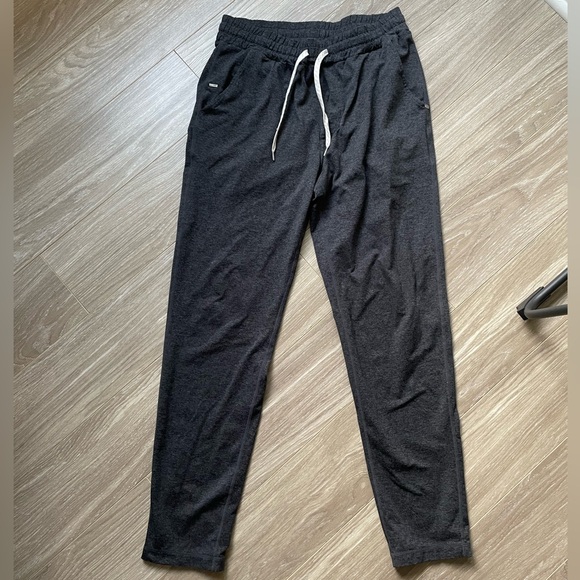 Vuori Other - Vuori Men’s Ponto Performance DreamKnit Pants Sz S Charcoal Heather Grey EUC